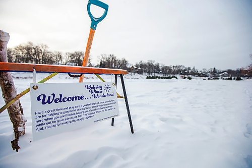 MIKAELA MACKENZIE / WINNIPEG FREE PRESS

Repurposed Christmas trees at the Wolseley Winter Wonderland skating network on the Assiniboine River in Winnipeg on Wednesday, Jan. 5, 2022. For Malak story.
Winnipeg Free Press 2022.