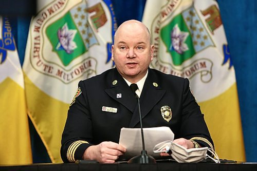 MIKE DEAL / WINNIPEG FREE PRESS
Mayor Brian Bowman and Jason Shaw, the City of Winnipeg&#x2019;s emergency operations centre manager, provide an update on Winnipeg&#x2019;s response to COVID-19 Thursday morning.
20220106 - Thursday, January 6, 2022