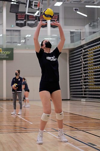 Brandonite Marly Pellerin transferred to Brandon University from UBC for the upcoming semester and is training with the Bobcats women's volleyball team. (Thomas Friesen/The Brandon Sun)