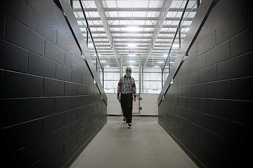 JOHN WOODS / WINNIPEG FREE PRESS
Luke Janus, 17, a referee for 5 years, works a game between the Predators and Titans at Seven Oaks Arena Monday, January 10, 2022. Reportedly it is becoming harder to book hockey referees because many of them are quitting the job due to unreasonable abuse and low wages.

Re: McIntyre