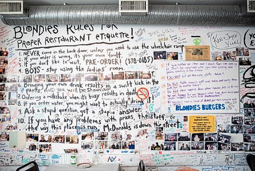 JESSICA LEE / WINNIPEG FREE PRESS

The interior of Blondie&#x2019;s Burgers is photographed on January 11, 2022.

Reporter: Dave









