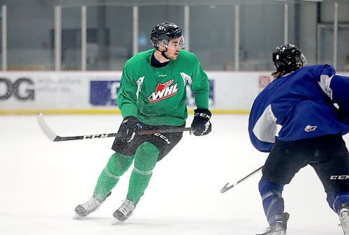 RUTH BONNEVILLE / WINNIPEG FREE PRESS


SPORTS - Ice practice

Jack Finley (no. 26), practices with his Ice teammates at 
Rink training centre Tuesday.

Feature on NEWLY acquired centre Jack Finley (no. 26)

Mike Sawatzky  | Sports Reporter

Jan 11th,  2022
