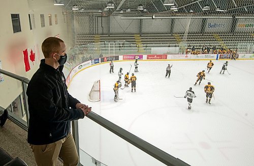 Mike Sudoma / Winnipeg Free Press

Hockey referee and author of &#x201c;How to Referee Hockey&#x201d;, Mitchell Jeffrey, watching a beer league game at the MTS Iceplex Tuesday evening.

January 11, 2022