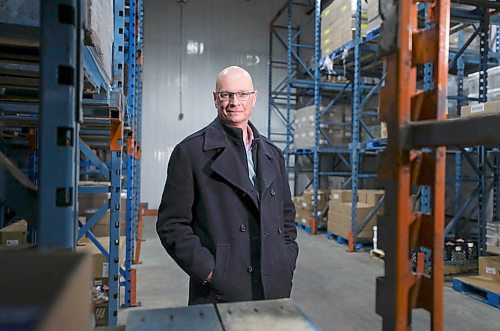 RUTH BONNEVILLE / WINNIPEG FREE PRESS

 BIZ - de nardi

Tom De Nardi, co-head of Mondo Foods and Piazza De Nardi at his storage facility for Mondo Foods where they are beginning to see some shortages due to supply chain issues. 
&#x2028;
Gabby Pich&#xe9; story.

Jan 27th,  2022



Jan 27th,  2022