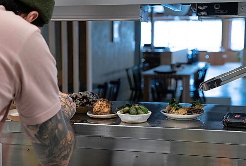 JESSICA LEE / WINNIPEG FREE PRESS

Keegan Misanchuk, a chef at One Sixteen restaurant, is photographed prepping food on January 26, 2022.

Reporter: Eva + Ben S





