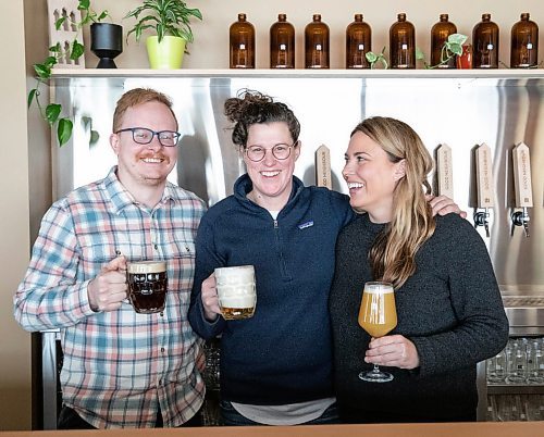 JESSICA LEE / WINNIPEG FREE PRESS

Staff of One Sixteen restaurant are photographed on January 26, 2022. From left: Rob Stansel, Morgan Wielgosz, Amber Sarraillon.

Reporter: Eva + Ben S





