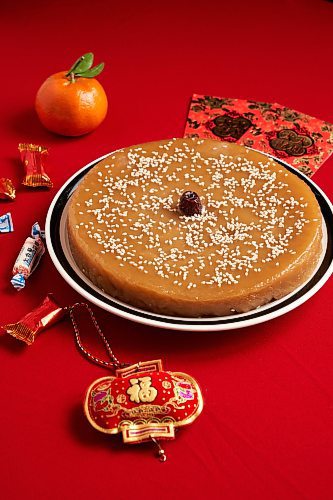 David Lipnowski / Winnipeg Free Press

Jimmy Le is a pharmacist with a passion for cooking. He shared the recipe for one of his favourite Chinese New Year dishes, Nian Gao, a sweet cake at his home Tuesday January 25, 2022.

For Eva Wasney Homemade feature.