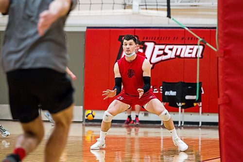 MIKAELA MACKENZIE / WINNIPEG FREE PRESS

Wesmen mens volleyball libero Darian Picklyk practices with the team in Winnipeg on Monday, Jan. 31, 2022.  For Taylor Allen story.
Winnipeg Free Press 2022.