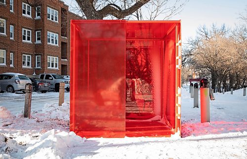 JESSICA LEE / WINNIPEG FREE PRESS

The Little Red Library is photographed at Hugo Park on February 2, 2022.

Reporter: Jen




