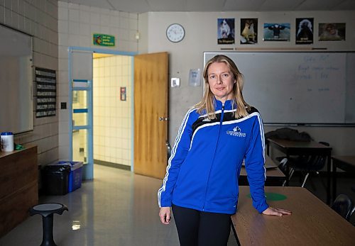 JESSICA LEE / WINNIPEG FREE PRESS

College Jeanne Sauve teacher Victoria Gudmundson is photographed on February 3, 2022.

Reporter: Maggie


