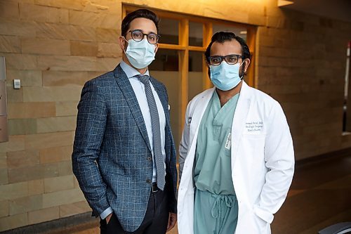 MIKE DEAL / WINNIPEG FREE PRESS
Dr. Jay Nayak (left) and Dr. Premal Patel (right) co-founders of the Manitoba Men's Health Clinic a first of it's kind clinic opening soon in Tuxedo.
See Malak Abas story
220208 - Tuesday, February 08, 2022.