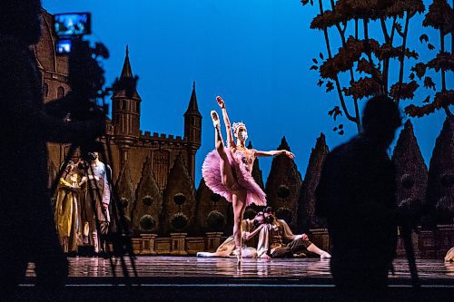 MIKAELA MACKENZIE / WINNIPEG FREE PRESS

The Royal Winnipeg Ballet does a filmed rehearsal of Sleeping Beauty, which will be released digitally, in Winnipeg on Tuesday, Feb. 8, 2022. For --- story.
Winnipeg Free Press 2022.