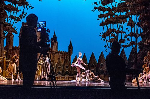 MIKAELA MACKENZIE / WINNIPEG FREE PRESS

The Royal Winnipeg Ballet does a filmed rehearsal of Sleeping Beauty, which will be released digitally, in Winnipeg on Tuesday, Feb. 8, 2022. For --- story.
Winnipeg Free Press 2022.