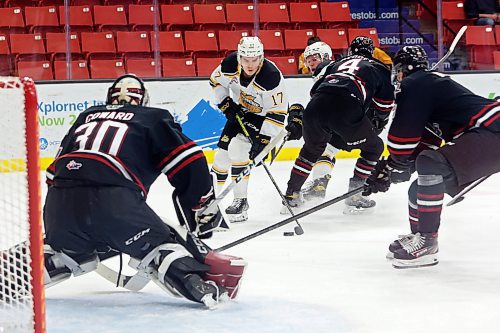 08022022
Ridly Greig #17 of the Brandon Wheat Kings looks to let off a shot on goalie Chase Coward #30 of the Red Deer Rebels during WHL action at Westoba Place on Tuesday evening. (Tim Smith/The Brandon Sun)