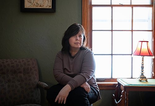 JESSICA LEE / WINNIPEG FREE PRESS

Char Thompson poses for a photo at her house on February 9, 2022. She, along with her daughter, are attendees of All in Family Peer Support workshops, a mental health resource started by Charlotte Sytnyk and Kirsten Drybrough.

Reporter: Sabrina






