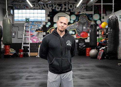 JESSICA LEE / WINNIPEG FREE PRESS

Paul Taylor, owner of Brickhouse Gym, is photographed at his gym located on King Edward street on February 11, 2022.

Reporter: Kevin









