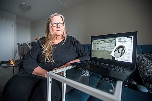 MIKAELA MACKENZIE / WINNIPEG FREE PRESS

Dr. Anne Lindsay, who does archival research in support of locating burial sites of missing Indigenous patients who never returned from Manitoba Tuberculosis Hospitals, poses for a portrait in her home in Winnipeg on Tuesday, Feb. 15, 2022. For Cody Sellar story.
Winnipeg Free Press 2022.