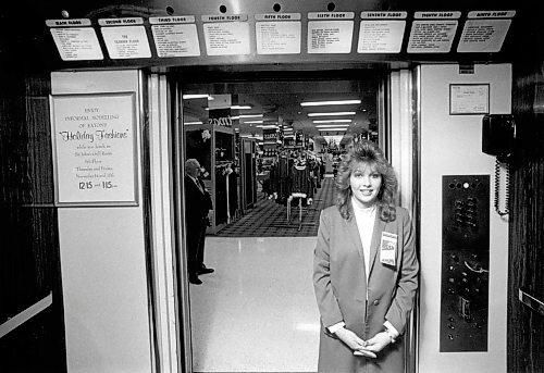 JAMES HAGGARTY / WINNIPEG FREE PRESS

Eaton's elevator operator Kim Morrison

1985