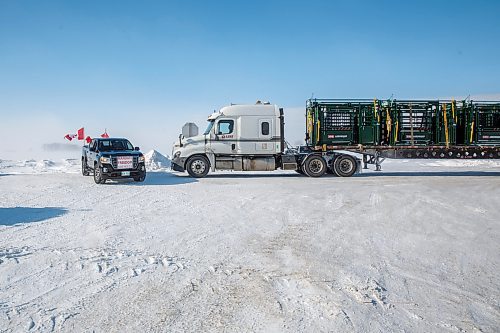 MIKE DEAL / WINNIPEG FREE PRESS
A truck driver shows his displeasure with the blockade as he tries to drive south to the US border. 
Trucks blocking the border crossing at Emerson, MB.
220216 - Wednesday, February 16, 2022.
