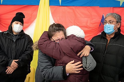 JESSICA LEE / WINNIPEG FREE PRESS

A community member hugs Phyllis North, mother of Melanie, who lost her kids on February 16, 2022 at the Cross Lake Band Hall. A fire occurred on February 12, 2022 and took the lives of three children: Kolby North, 17, Jade North, 13 and Reid North, 3.

Reporter: Danielle

