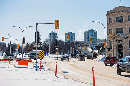 MIKAELA MACKENZIE / WINNIPEG FREE PRESS

Osborne and St. Mary Avenue in Winnipeg on Thursday, Feb. 17, 2022. For Ryan Thorpe story.
Winnipeg Free Press 2022.