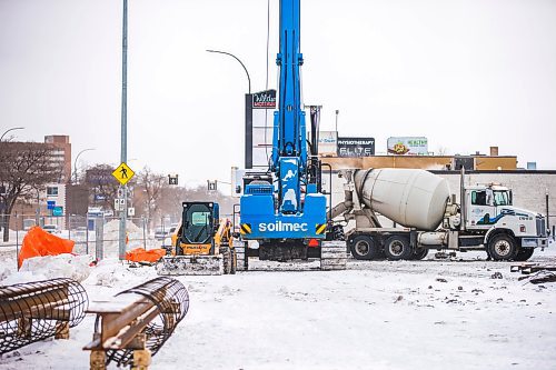 MIKAELA MACKENZIE / WINNIPEG FREE PRESS

Construction at 1125 Pembina Highway in Winnipeg on Friday, Feb. 18, 2022. For --- story.
Winnipeg Free Press 2022.