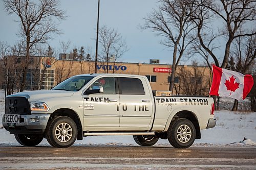 A convoy for freedom rolls out of Brandon Saturday morning. The protest was in support of truckers in Ottawa calling for an end to all public health measures. Manitoba Premier Heather Stefanson said at a press conference Friday proof of vaccine requirements will expire March 1 with masking mandates to follow on March 15. Capacity limits will be outright eliminated for outdoor gatherings and indoor spaces such as restaurants, gyms, libraries, casinos, movie theatres and other entertainment venues. The convoy departed Brandon and visited Carberry, Sidney, Austin, MacGregor, Portage la Prairie, Gladstone, Neepawa and Minnedosa. (Chelsea Kemp/The Brandon Sun)