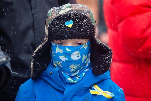 Brandonites march in support of Ukraine on Saturday. The rally saw hundreds meet at Brandon University and make their way to Brandon City Hall. (Chelsea Kemp/The Brandon Sun)