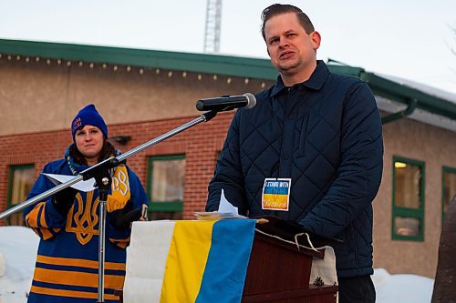 Dauphin Mayor Christian Laughland speaks during the Stand with Ukraine Rally in front of Dauphin City Hall Wednesday.(Chelsea Kemp/The Brandon Sun)