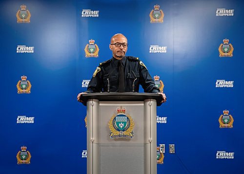 JESSICA LEE / WINNIPEG FREE PRESS

Constable Claude Chancy speaks about three incidents of theft at locations on Regent Ave and McPhillips St., on March 14, 2022 at Winnipeg Police Service headquarters.

Reporter: Erik


