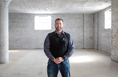 JESSICA LEE / WINNIPEG FREE PRESS

Pastor Daniel Emond, President and Chief Executive Officer of Adult and Teen Challenge of Central Canada, poses for a photo at their newest centre at 83 Kate St. Currently, the 4th floor where he is standing is undeveloped but he has plans to create long-term rehab housing in the empty space.

Reporter: Joyanne


