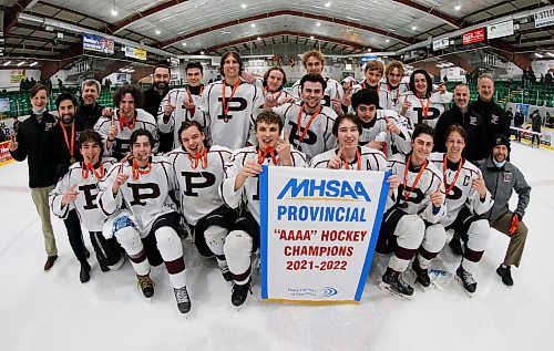 JOHN WOODS / WINNIPEG FREE PRESS
St Paul&#x573; Crusaders celebrate defeating the Westwood Warriors in the Manitoba Provincial AAAA Championship game in Selkirk Monday, March 14, 2022. St Paul&#x573; defeated Westwood 6-2 for the championship.