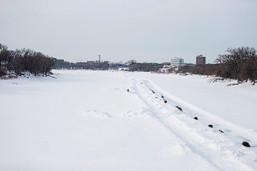 MIKAELA MACKENZIE / WINNIPEG FREE PRESS

The River Trail at Queen Elizabeth Way, which is closed to Churchill Drive, in Winnipeg on Tuesday, March 15, 2022. Standup.
Winnipeg Free Press 2022.