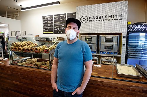 MIKE DEAL / WINNIPEG FREE PRESS
Phil Klein, the owner of Bagelsmith at 185 Carlton Street, is recommending customers still wear masks. He and his staff are still wearing them.
See Chris Kitching story
220315 - Tuesday, March 15, 2022.