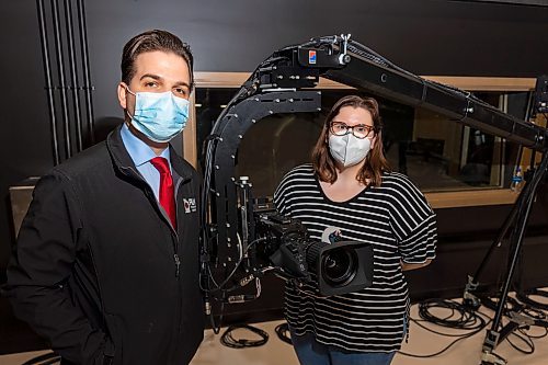 Film Training Manitoba Managing Director Adam Smoluk and ACC Chairperson for media and office technologies Jana Sproule showcase film equipment at Assiniboine Community College Saturday. (Chelsea Kemp/The Brandon Sun)