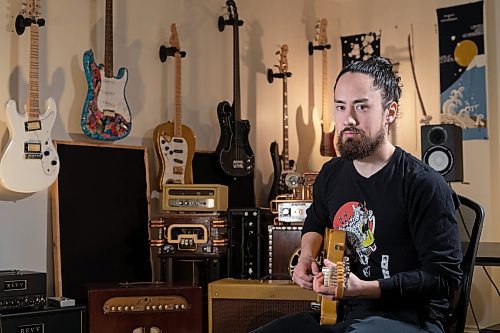 JESSICA LEE / WINNIPEG FREE PRESS

Steve Onotera, a YouTube personality who has close to 1 million subscribers, is photographed in his home studio on March 18, 2022.

Reporter: Dave S.


