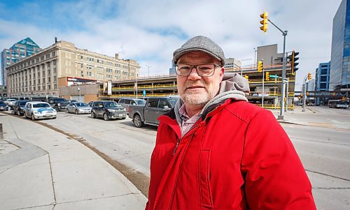 MIKE DEAL / WINNIPEG FREE PRESS
Historian Christian Cassidy outside The Bay Parkade at 450 Portage Avenue, Friday afternoon.
see Brenda Suderman story
220325 - Friday, March 25, 2022.