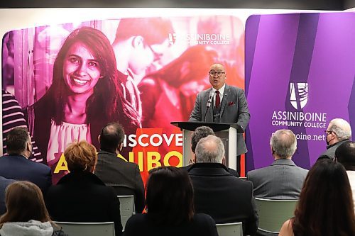 Minister of Advanced Education Jon Reyes speaks to members of Assiniboine Community College on Wednesday about expanding the school's nursing program. Thanks to some funding from the province, ACC will be opening up two new rural rotating sites in Morden and Otterburne for the upcoming academic year. (Kyle Darbyson/The Brandon Sun)