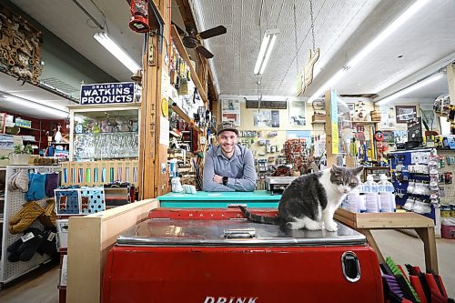 RUTH BONNEVILLE / WINNIPEG FREE PRESS

Biz - 100th yr Pollock&#x2019;s Hardware Co-op

Photo of  Aaron Steinberg, general manager of Pollock&#x2019;s Hardware Co-op.  Pollock&#x2019;s is turning 100 this year.The store cat, Ratchet, likes to greets customers.


Gabby Pich&#xe9;
Business reporter | Winnipeg Free Press

April 1st,  2022
