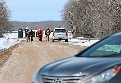 RUTH BONNEVILLE / WINNIPEG FREE PRESS

Local - RCMP search


RCMP and Forensic ID unit officers search the ditches and fields around 79North Rd. off Hwy 6 in the Woodlands area for human remains on Friday.  Parts of the roadway are closed to local traffic to allow for a staging area for the officers to retrieve the remains during the investigation. 


April 1st,  2022
