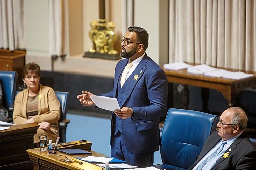 MIKE DEAL / WINNIPEG FREE PRESS
Obby Khan, MLA Fort Whyte, speaks in the assembly chamber during his first Question Period, Monday afternoon.
220404 - Monday, April 04, 2022.