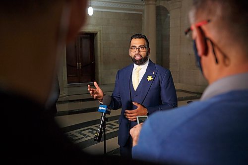 MIKE DEAL / WINNIPEG FREE PRESS
Obby Khan, MLA Fort Whyte, speaks to the media after his first question period, Monday afternoon.
220404 - Monday, April 04, 2022.