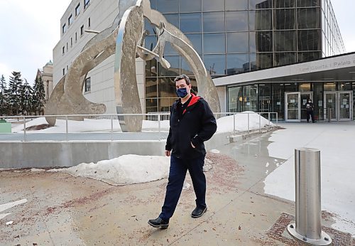 RUTH BONNEVILLE / WINNIPEG FREE PRESS

Local - Pietz 

Kyle Pietz leaves the Law Courts Building on Monday afternoon after the first day of trial in his alleged killing of Eduardo Balaquit, whose disappearance prompted massive manhunt.

See Dean Pritchard's story. 


April 4th,  2022
