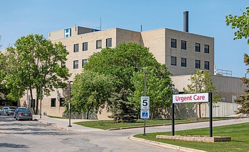 SASHA SEFTER / WINNIPEG FREE PRESS

The new &quot;Urgent Care&quot; signage at Concordia Hospital.

190603 - Monday, June 03, 2019.