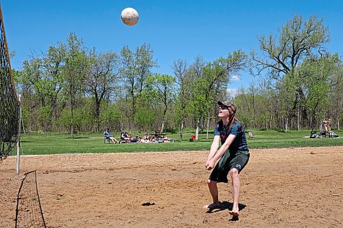 03062022
Gordon Kerr bumps the ball while playing volleyball with classmates at Spruce Woods Provincial Park during an end of the school year trip on Friday. 
(Tim Smith/The Brandon Sun)