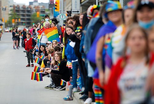 JOHN WOODS / WINNIPEG FREE PRESS
Melissa Peterson and daughter Ellie take part in the Pride Parade in downtown Winnipeg Sunday, June 5, 2022. 

Re: gabby