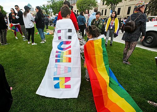 JOHN WOODS / WINNIPEG FREE PRESS
People take part in the Pride Parade in downtown Winnipeg Sunday, June 5, 2022. 

Re: gabby