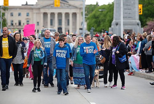 JOHN WOODS / WINNIPEG FREE PRESS
Mayor Brian Bowman takes part in the Pride Parade in downtown Winnipeg Sunday, June 5, 2022. 

Re: gabby