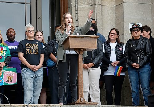 JOHN WOODS / WINNIPEG FREE PRESS
Mackenzie Kolton, PRISM manager of program of innovation, speaks at the Pride rally in downtown Winnipeg Sunday, June 5, 2022. 

Re: gabby