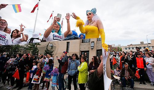 JOHN WOODS / WINNIPEG FREE PRESS
People take part in the Pride Parade in downtown Winnipeg Sunday, June 5, 2022. 

Re: gabby